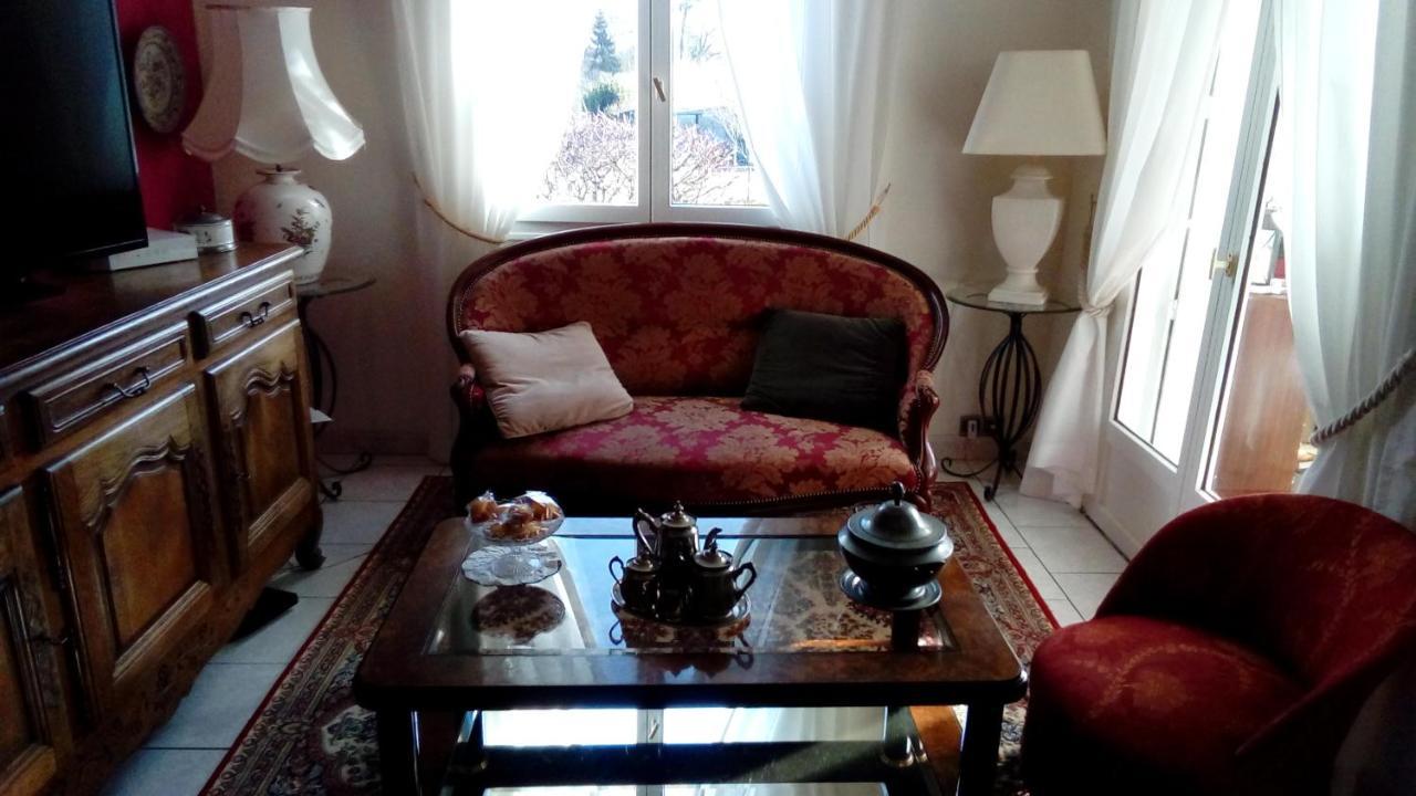 Les Hortensias Bed & Breakfast Saint-Pierre-de-Plesguen Bagian luar foto