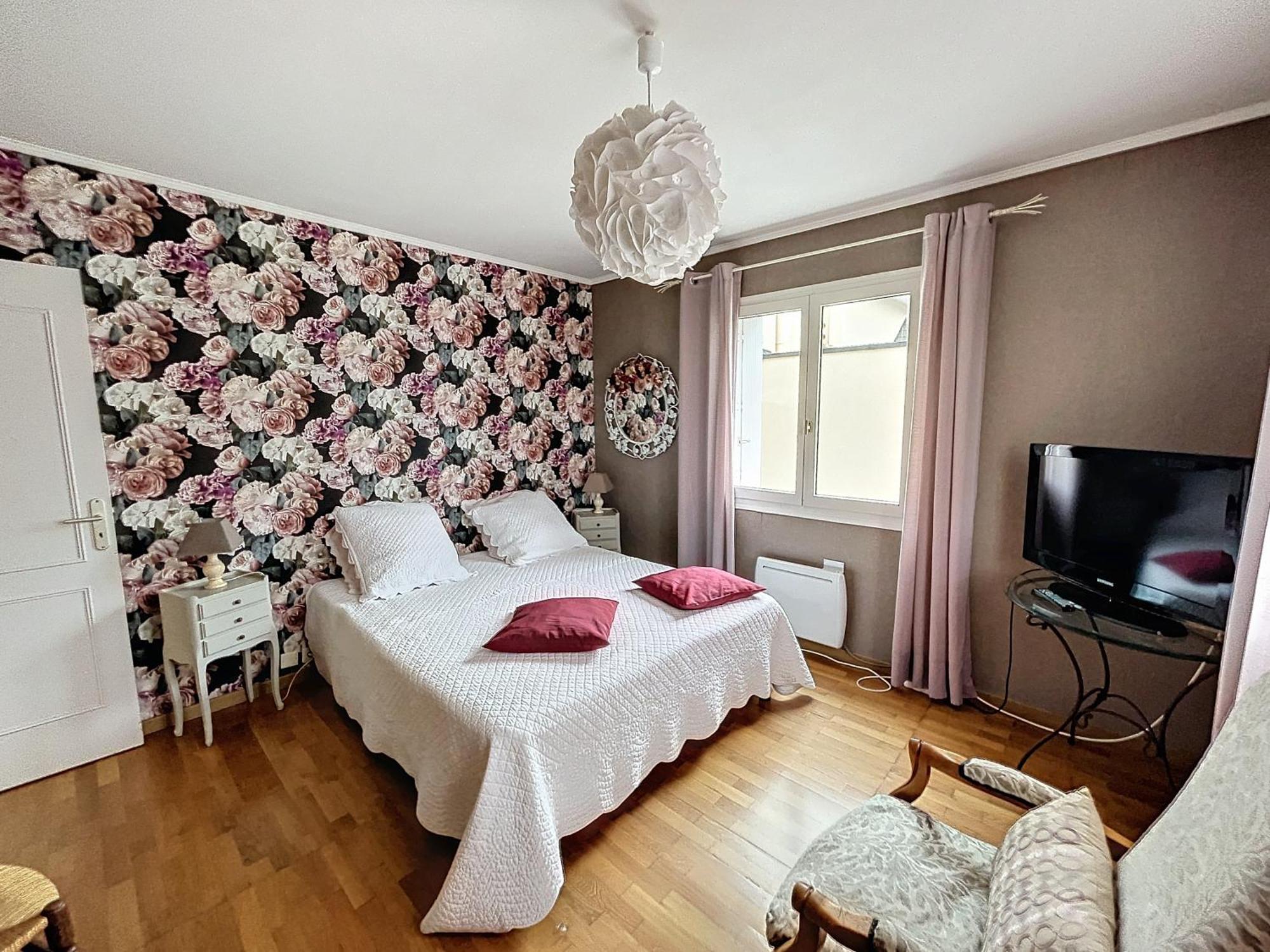 Les Hortensias Bed & Breakfast Saint-Pierre-de-Plesguen Bagian luar foto