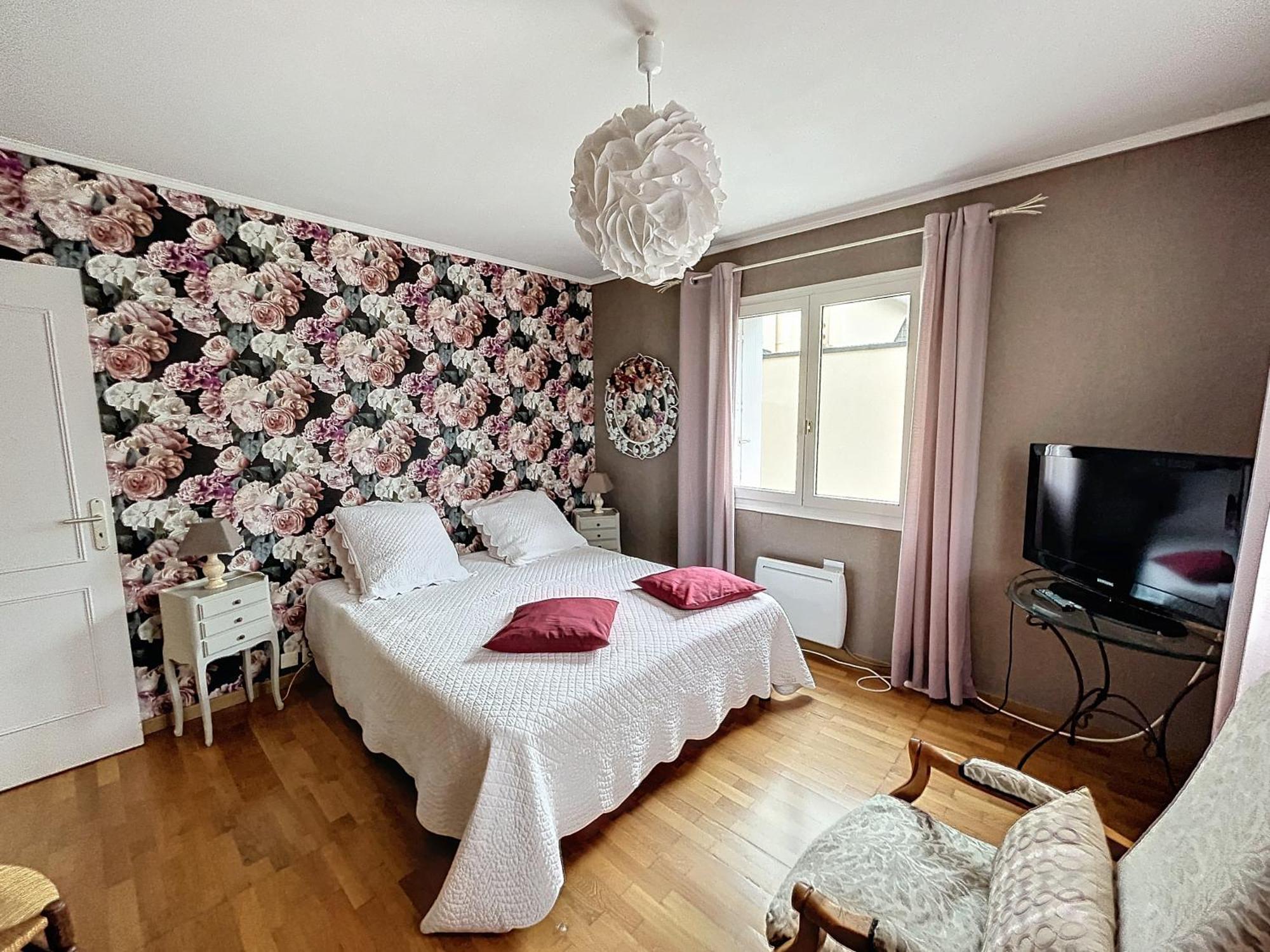 Les Hortensias Saint-Pierre-de-Plesguen Bagian luar foto